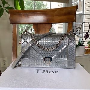 100% AUTHENTIC DIOR DIORAMA BAG